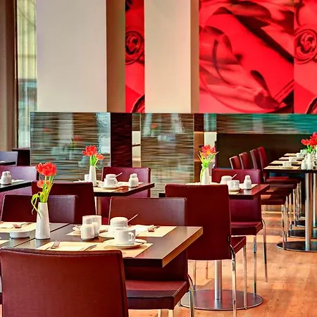 Intercityhotel 3*