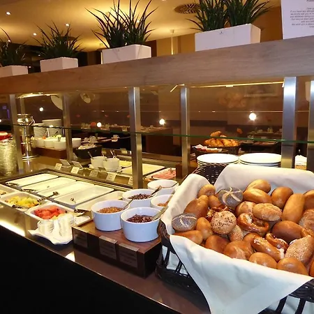 Ξενοδοχείο Intercityhotel