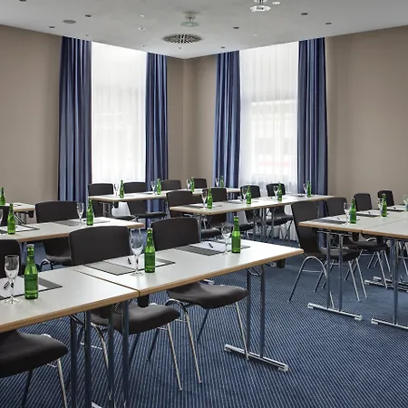 Intercityhotel Ξενοδοχείο 3*
