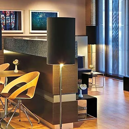 Intercityhotel Ξενοδοχείο