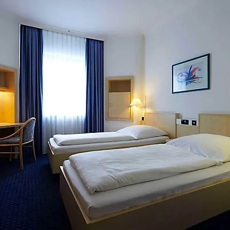 Ξενοδοχείο Intercityhotel