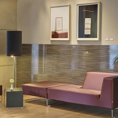 Intercityhotel Ξενοδοχείο 3*
