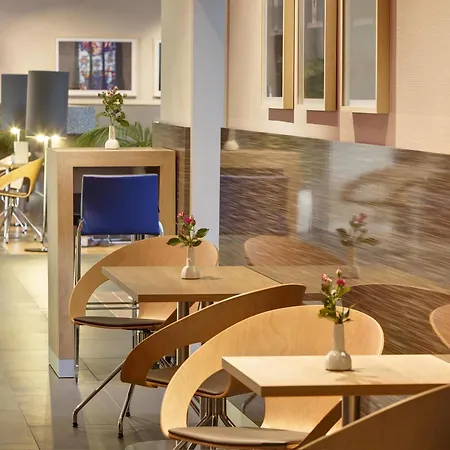 Intercityhotel Ξενοδοχείο
