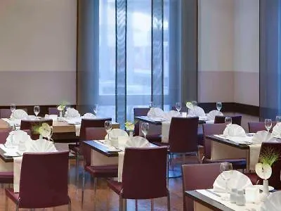 Intercityhotel Ξενοδοχείο