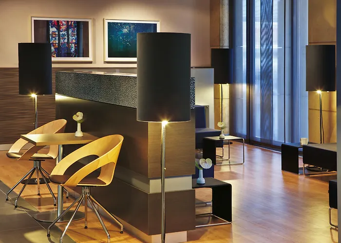 Intercityhotel Hotel 3*