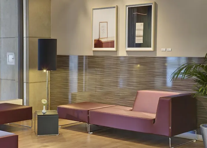 Intercityhotel Hotel 3*