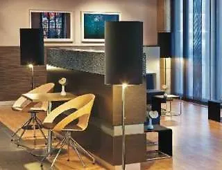 Ξενοδοχείο Intercityhotel 3*